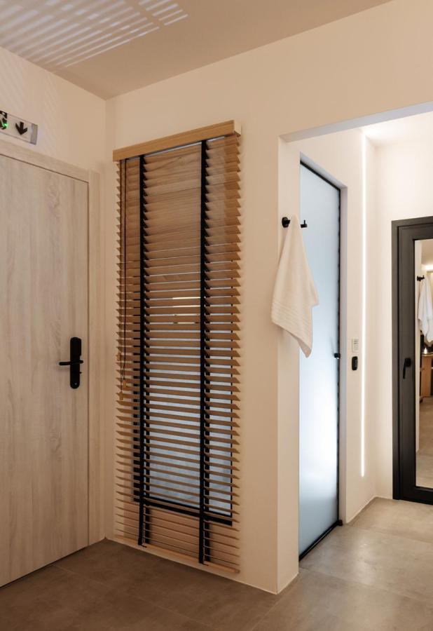 Neapolis 21 Suites, Premium Key Collection 스키아토스 타운 외부 사진